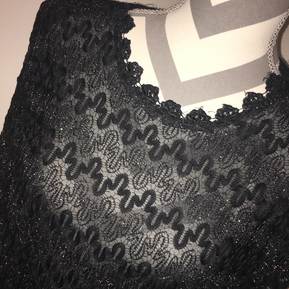 PARIS STYLE | black and silver lace party tunic
